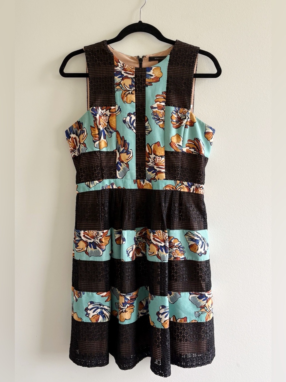 BCBGMaxAzria Cecile Floral Dress, fit and flare, floral and lace, size 8